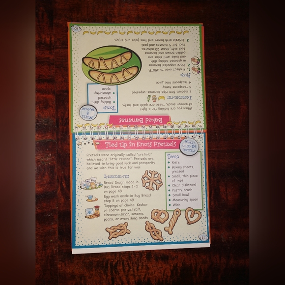 2006 Make, Bake, and Decorate cookbook, gently used - Picture 6 of 15